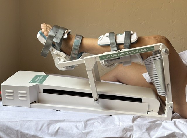 Equipo CPM para rehabilitación de rodilla